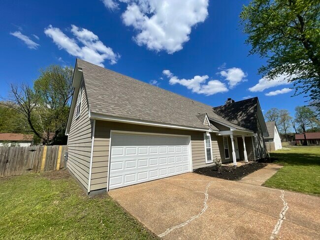 Foto del edificio - 5764 Heartwood - Available Now!