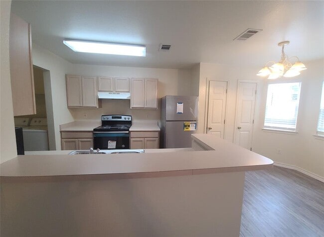 Building Photo - 132 Cedargrove