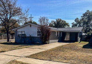 Building Photo - 2801 53rd St