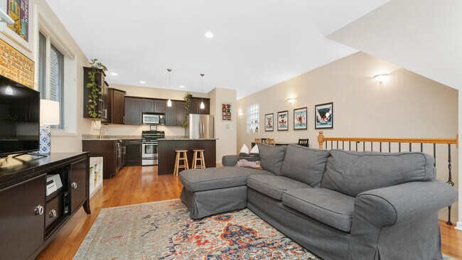 Foto del edificio - 2737 W Thomas St