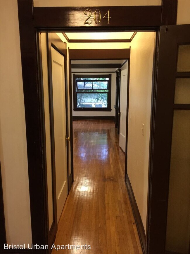 Foto del edificio - 3268 SE Hawthorne Blvd