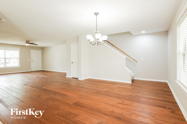Building Photo - 1015 Golden Aspen Dr