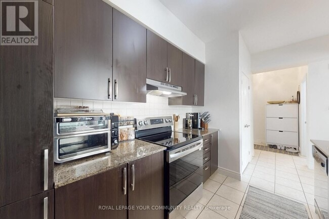 Building Photo - 10211 Keele St