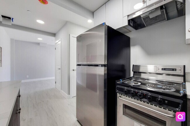 Building Photo - 1079 Lafayette Ave