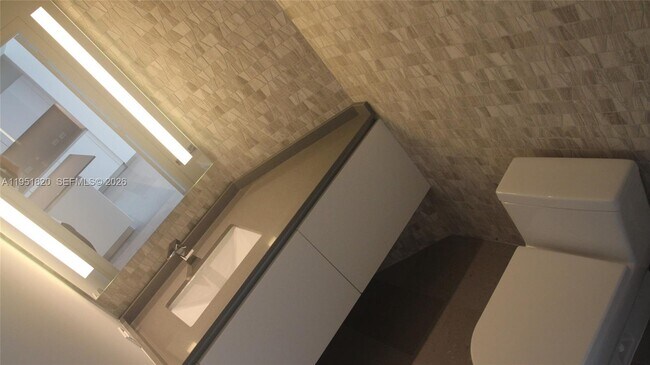 Foto del edificio - 68 SE 6th St