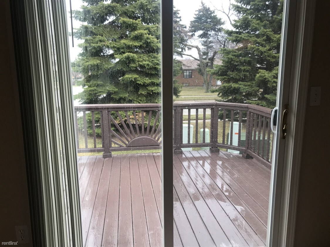 Foto del edificio - 2 br, 1.5 bath Condo - 24412 Juliet Dr