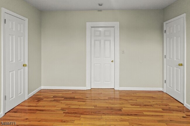 Foto del edificio - 117 Parkview Terrace