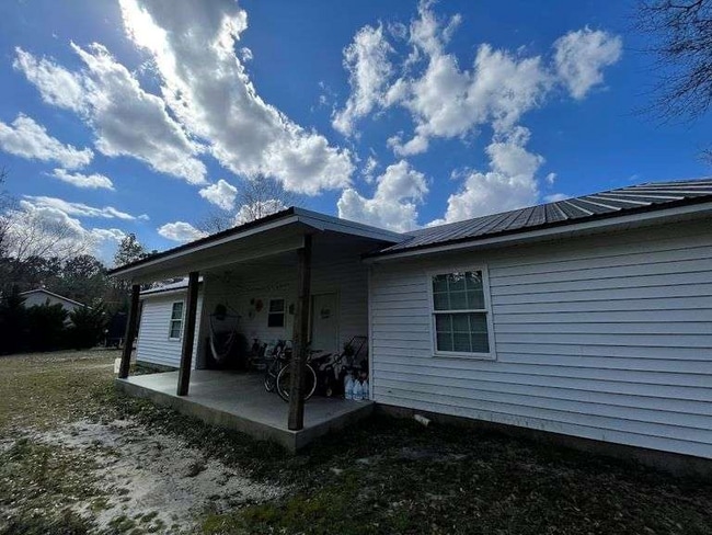 Building Photo - 114 Atkinson Dr