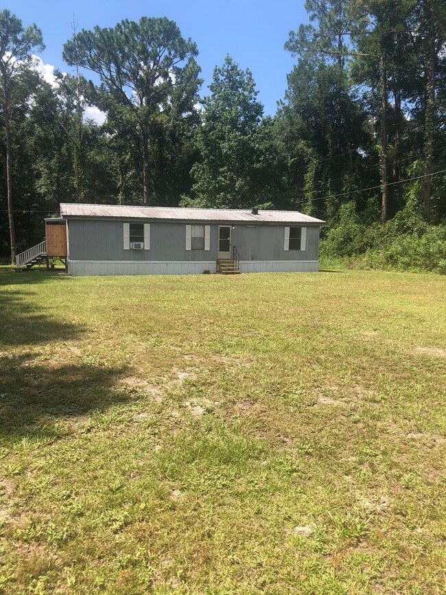 3 Bedroom Rental In North Crawfordville Av... - 3 Bedroom Rental In North Crawfordville Av... House