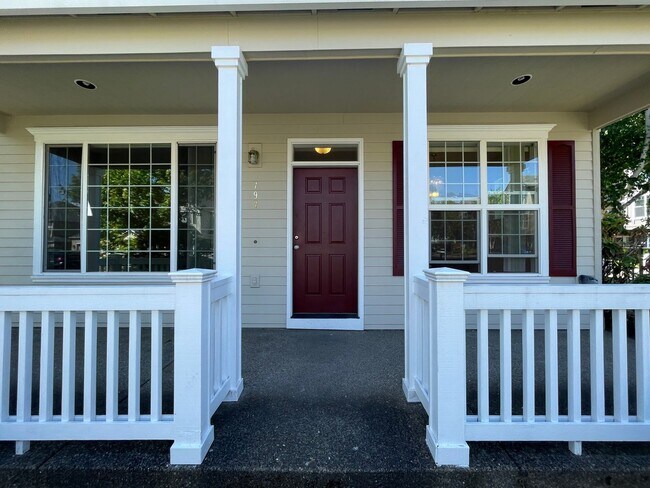 Building Photo - Hillsboro 3Bedroom 2.5 Bath + Den ~ Includes Washer & Dryer and Garage ~ Orenco Gardens Neighborh...