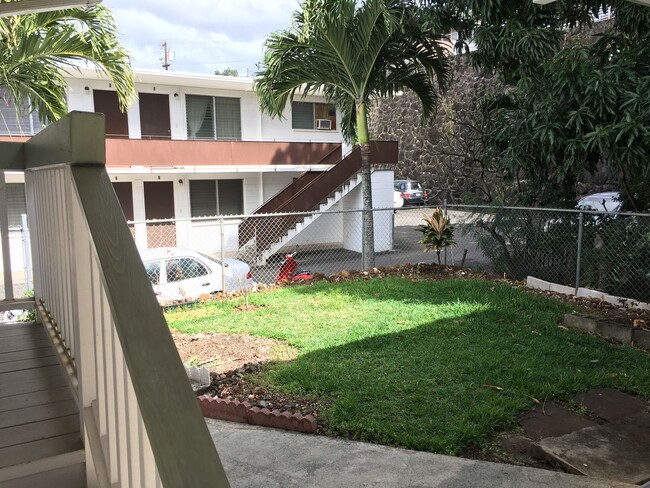Foto del edificio - 1703 Puowaina Dr