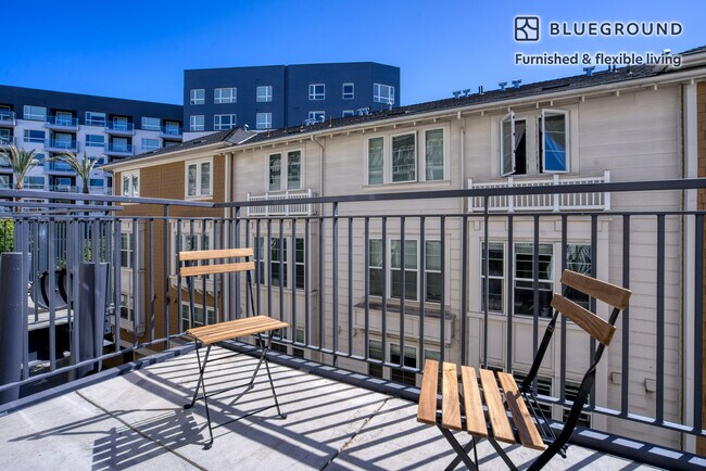 Building Photo - 367 Stockton Ave