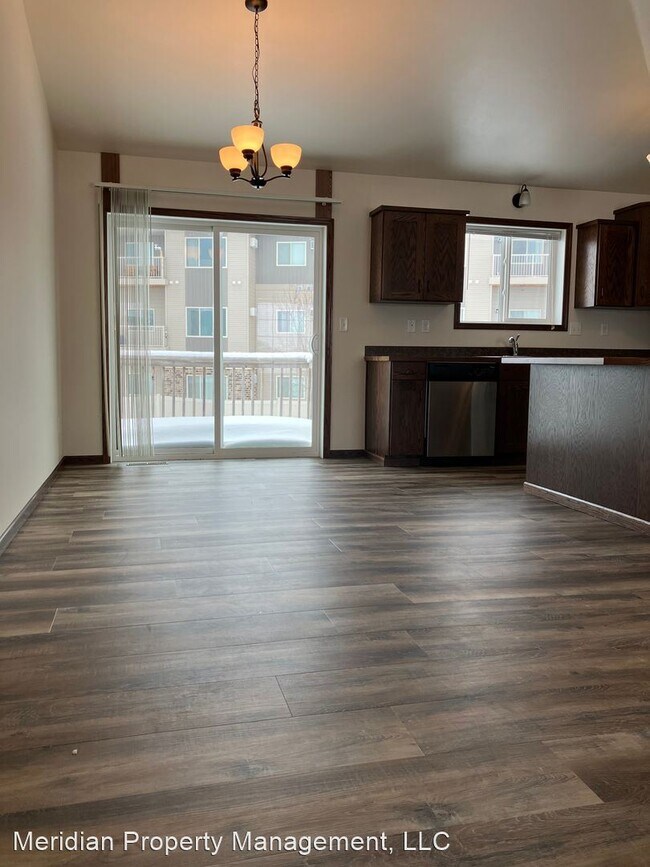 Foto del edificio - 4 br, 3 bath House - 756 35th Ave E