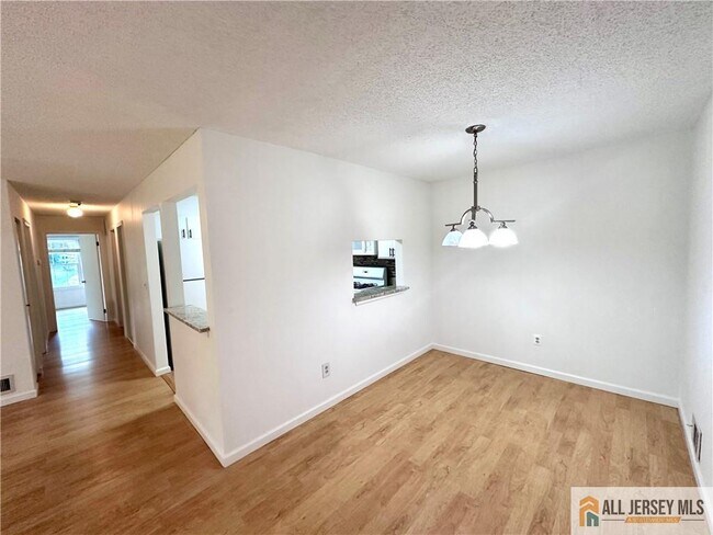 Foto del edificio - 437 Danbury Ln