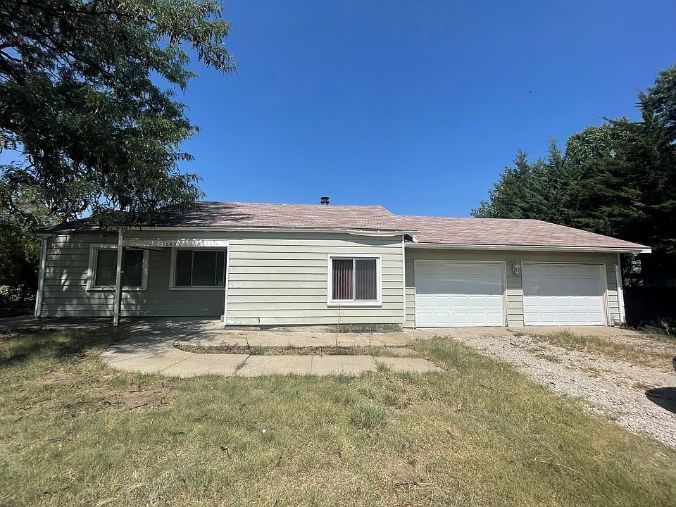 10830 E Clark St, Wichita, KS 67207 Room for Rent in Wichita, KS