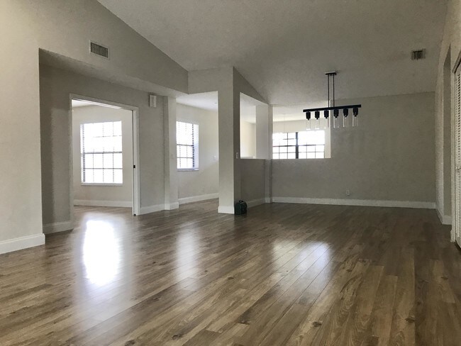 Foto del edificio - 22799  Trelawny Terrace H Boca Raton Fl 33486