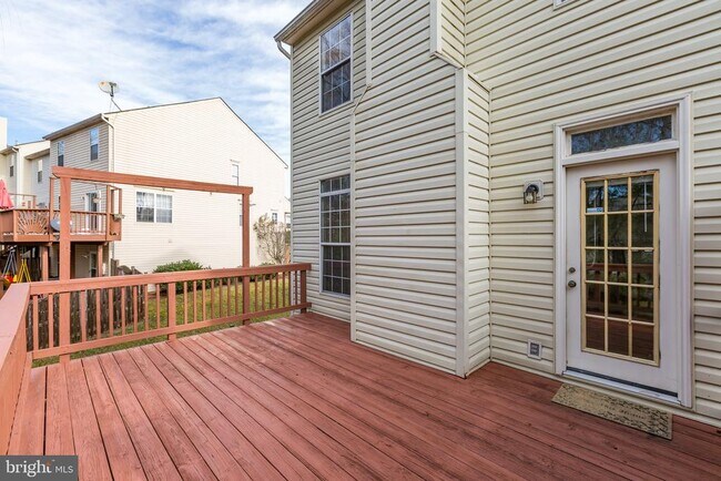 Building Photo - 6892 Kerrywood Cir