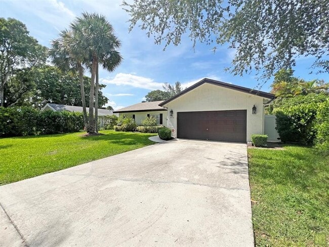 Foto del edificio - 4975 NW 6th St