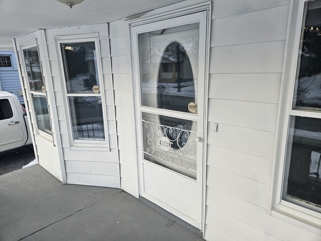 Foto del edificio - 2818 E 127th St