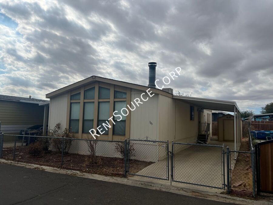 Foto principal - 3 Bedrom Mobile Home For Rent in Rosamond