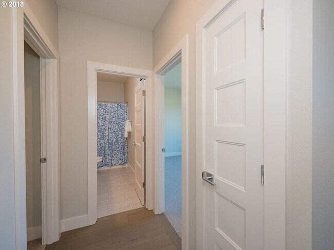 Foto del edificio - Nearly New 3 Bedroom Ranch Style Home!  Go...