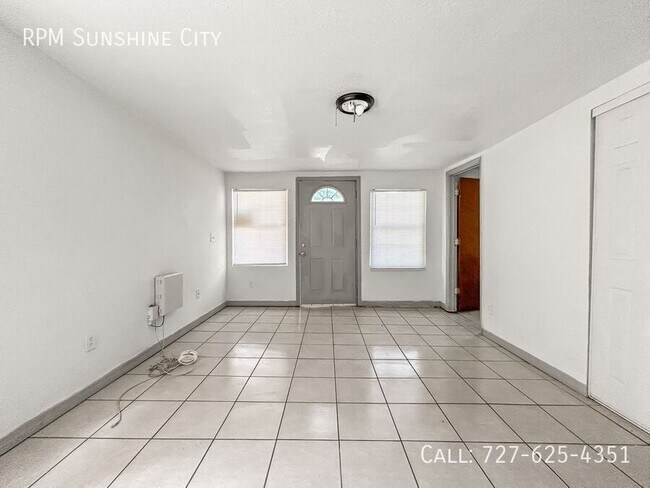 Building Photo - 3105 N 75th St