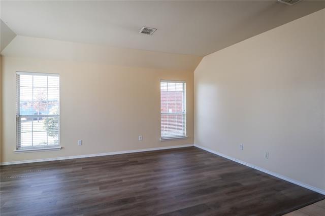 Foto del edificio - 3009 Sugarberry Dr