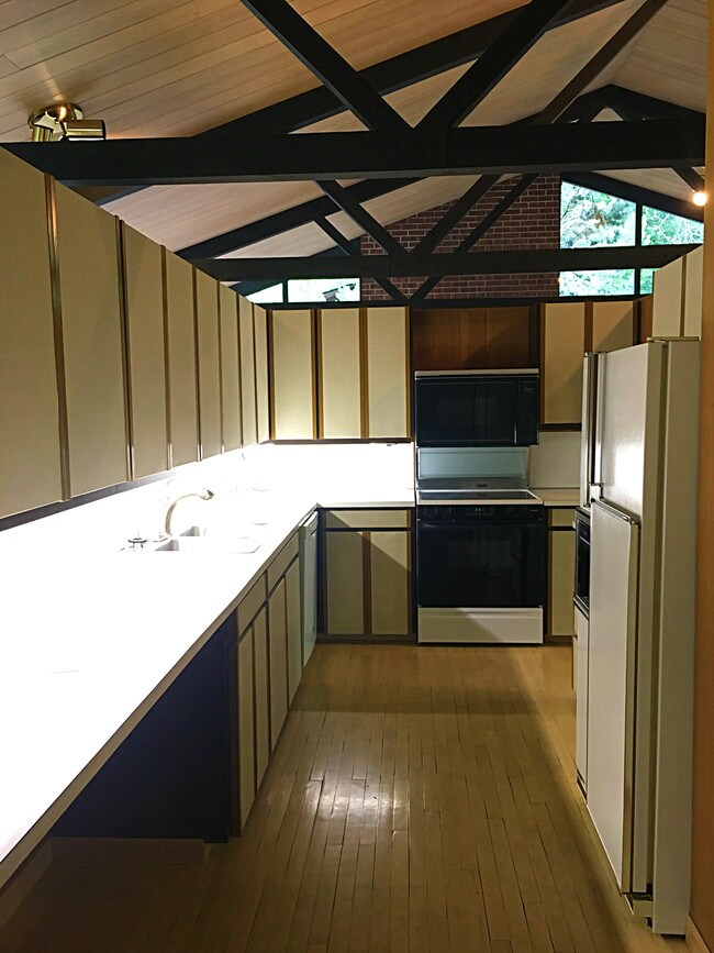 Foto del edificio - 421 Baseline Rd