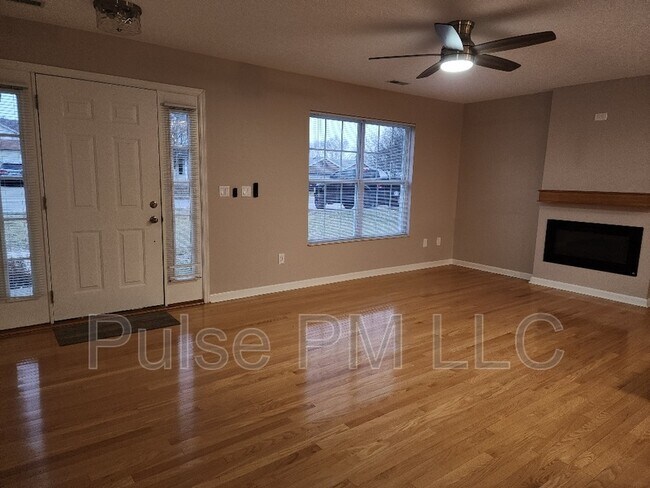 Foto del edificio - 3234 Campaign Dr