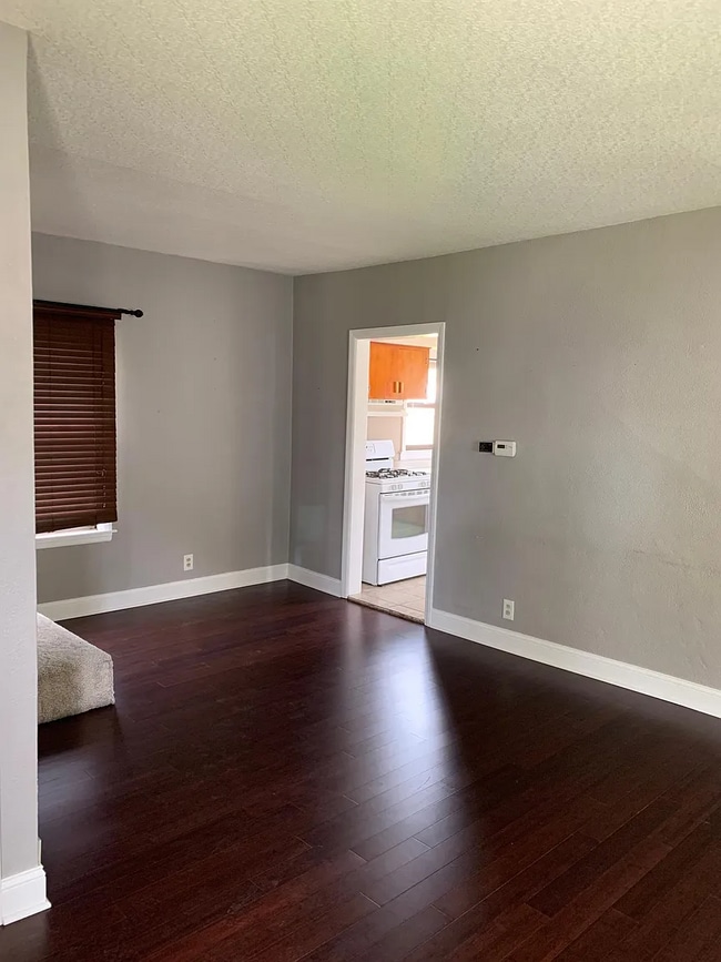 Building Photo - 160 S Clinton Ave