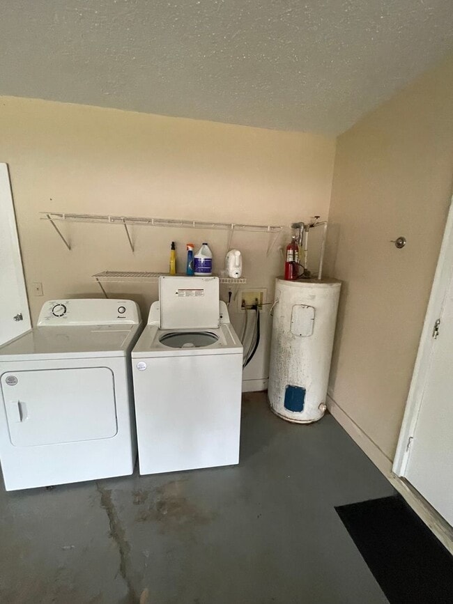 Foto del edificio - Country Estates Subdivision!