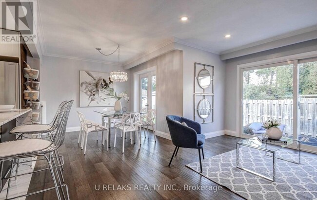 Building Photo - 405 Melores Dr