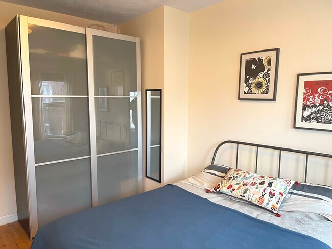 Foto del edificio - 122 Berkshire St