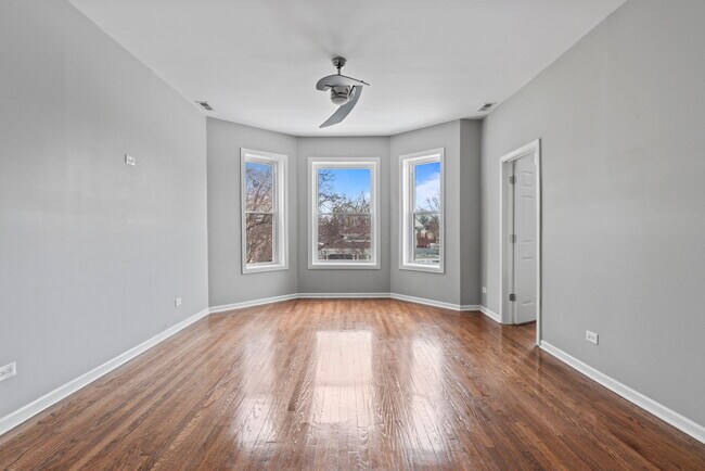 Foto del edificio - 7028 S Peoria St