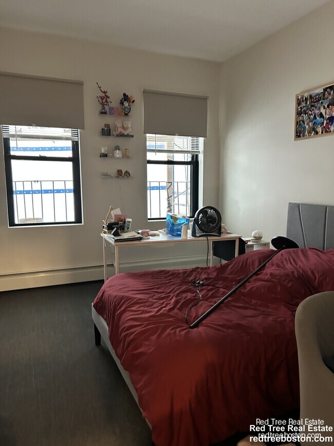 Foto del edificio - 845 Beacon St