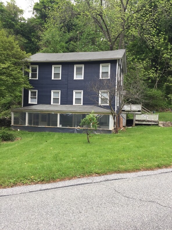 Primary Photo - Landenberg Apartments