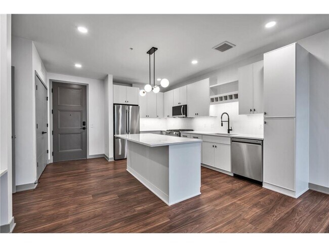 Foto del edificio - 640 Wisconsin Ave N