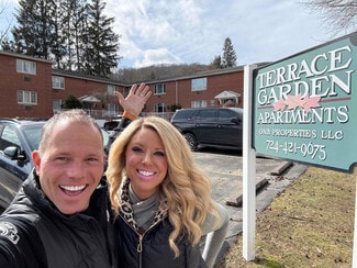 Building Photo - 302 15th St