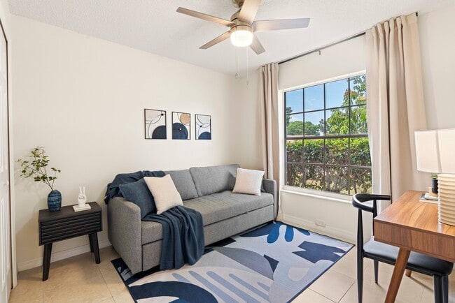 Productivity in the office/guest workspace with desk and sleeper sofa - 2234 Justin Ave