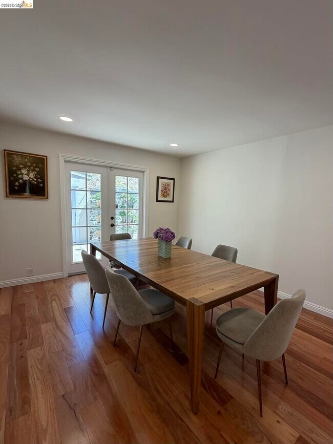 Foto del edificio - 3560 Old Mountain View Dr