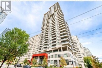 Building Photo - 25 Holly St