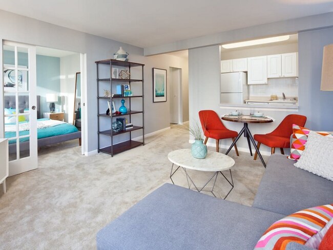 Foto del edificio - 322 E Ontario St