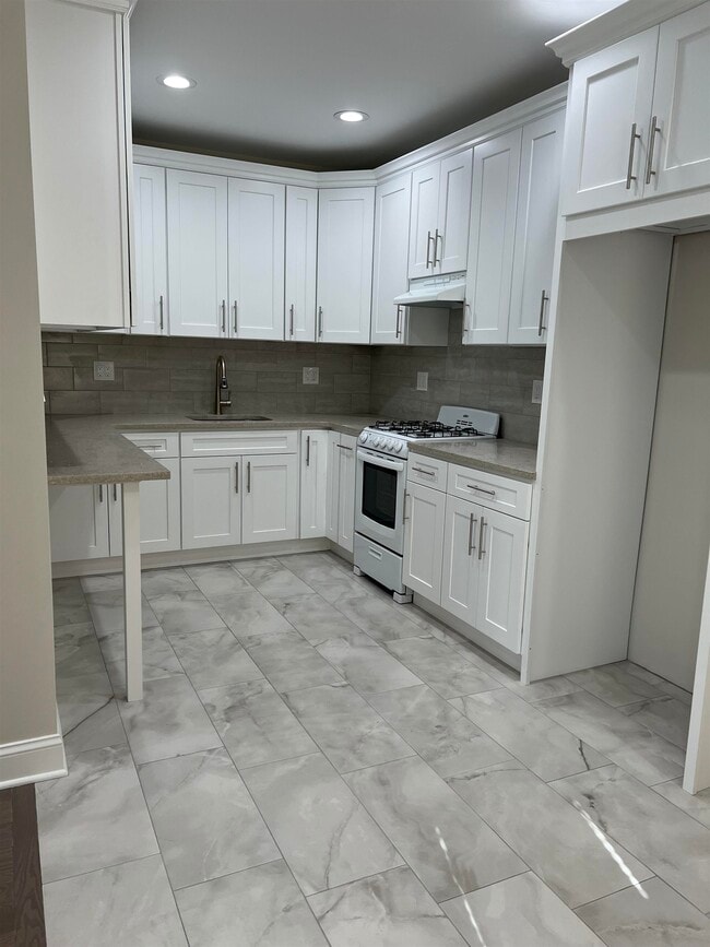 Building Photo - 43-45-45 Sherman Pl