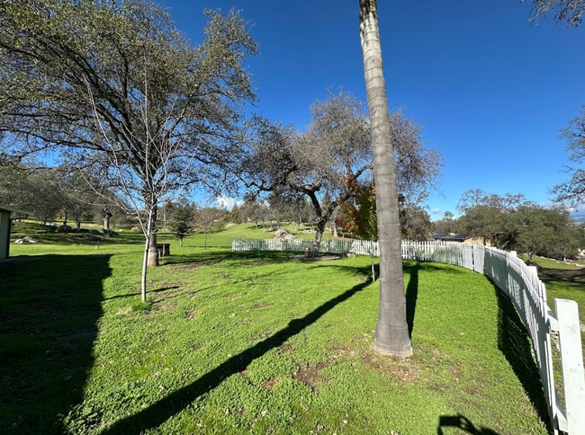 Foto del edificio - 29980 Stetson Dr