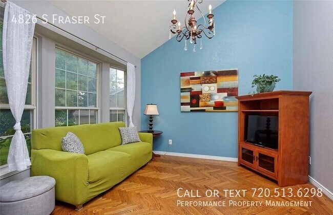 Foto del edificio - 4826 S Fraser St