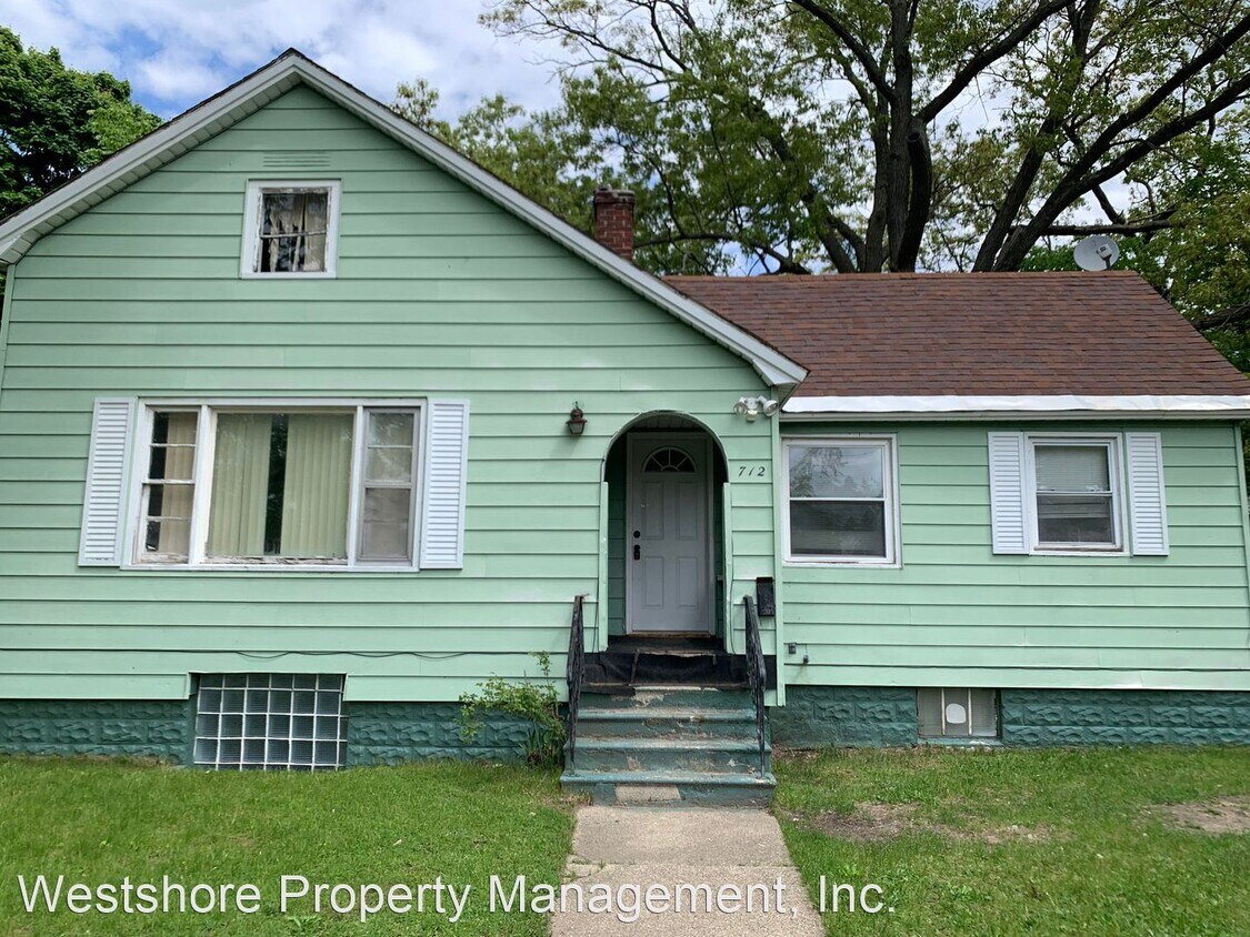 Primary Photo - 2 br, 1.5 bath House - 712 Catherine Ave.
