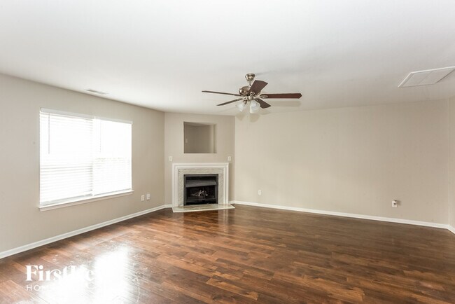 Foto del edificio - 5232 Grays Ridge Dr