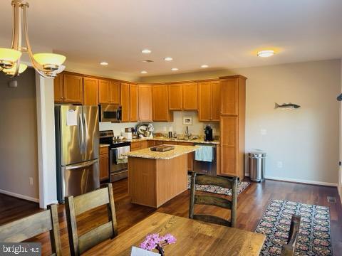 Building Photo - 204 Grassy Ridge Terrace