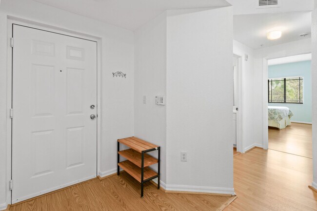 Foto del edificio - 2727 Anzio Ct