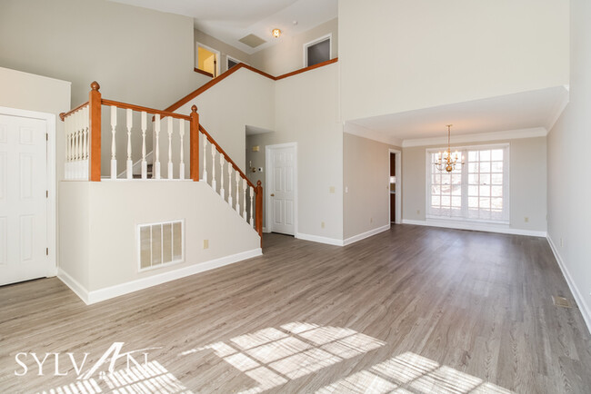 Building Photo - The Lifestyle You Deserve.